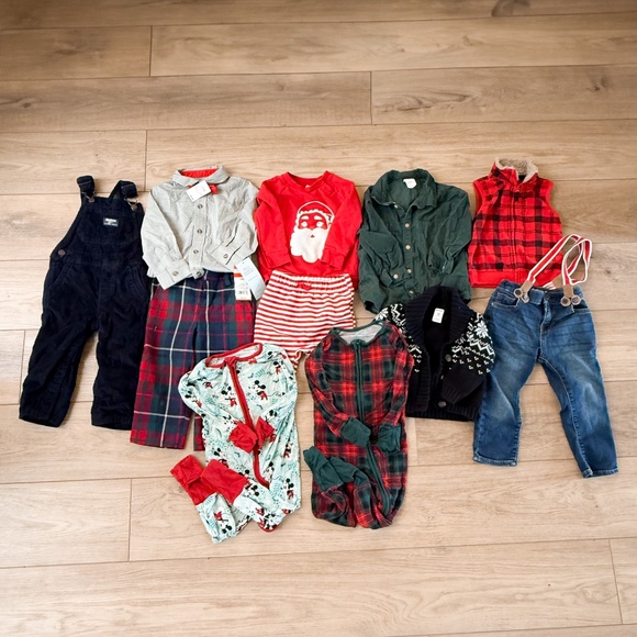 BOYS CUTE AND COZY WINTER CHRISTMAS HOLIDAY BUNDLE SIZE 18-24MONTHS - Picture 1 of 9